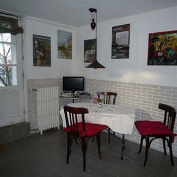 Bed & Breakfast La Campagne A Paris Luaran gambar